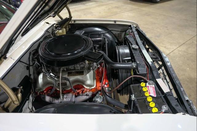 Photo of 1962 White Chevrolet Bel Air