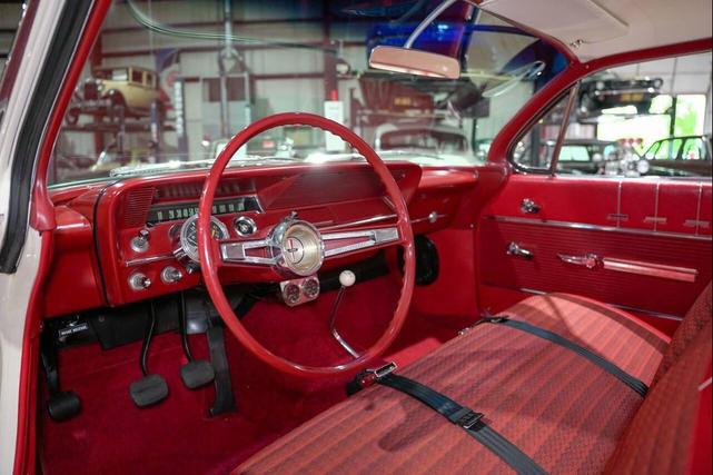 Photo of 1962 White Chevrolet Bel Air