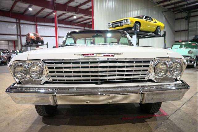 Photo of 1962 White Chevrolet Bel Air