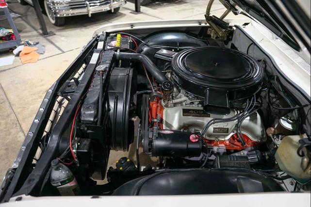 Photo of 1962 White Chevrolet Bel Air