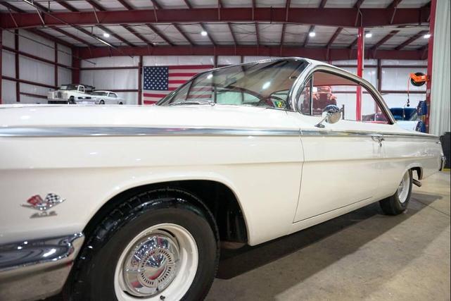 Photo of 1962 White Chevrolet Bel Air