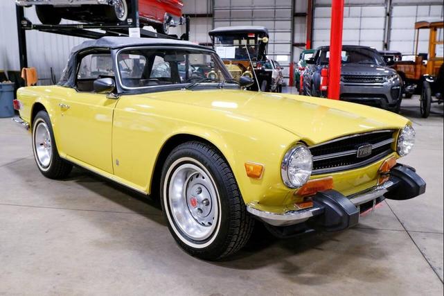 Photo of 1974 Mimosa Yellow Triumph TR6