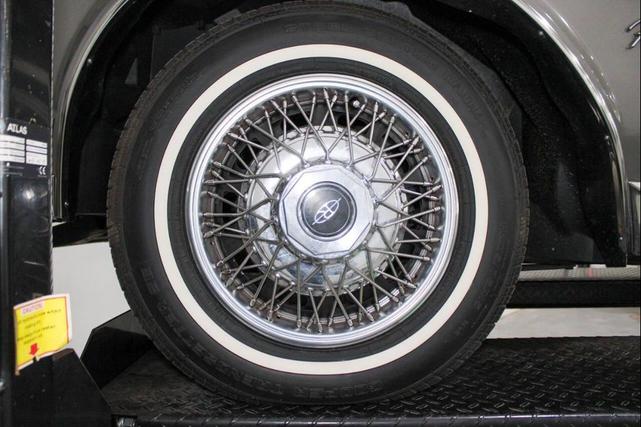 Photo of 1979 Gray Buick Riviera