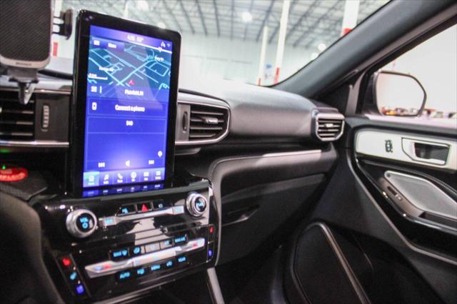 Photo of 2021 Agate Black Ford Explorer