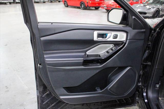Photo of 2021 Agate Black Ford Explorer
