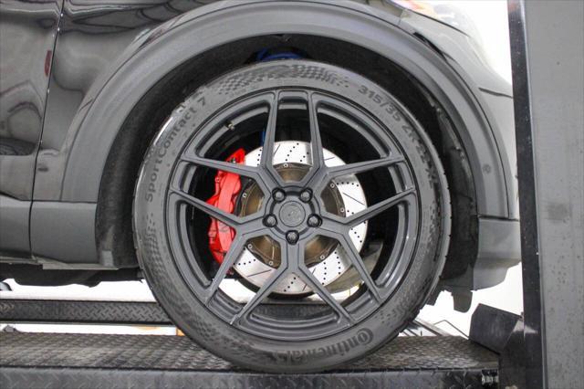 Photo of 2021 Agate Black Ford Explorer
