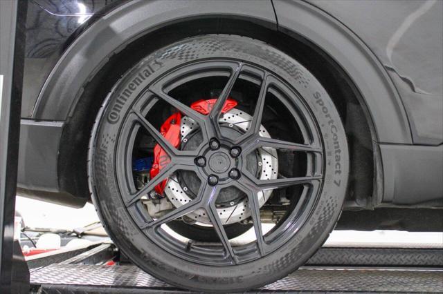 Photo of 2021 Agate Black Ford Explorer