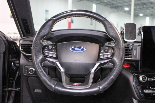 Photo of 2021 Agate Black Ford Explorer