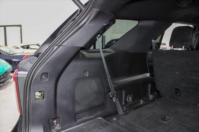 Photo of 2021 Agate Black Ford Explorer