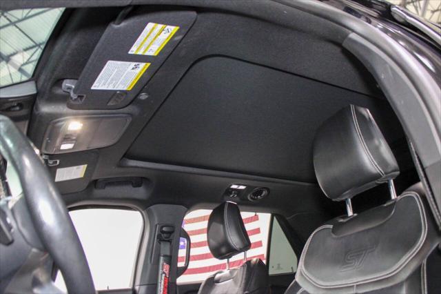 Photo of 2021 Agate Black Ford Explorer