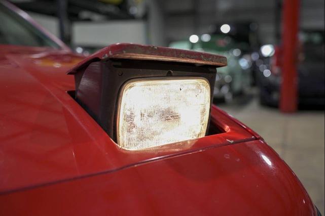 Photo of 1988 Red Pontiac Fiero