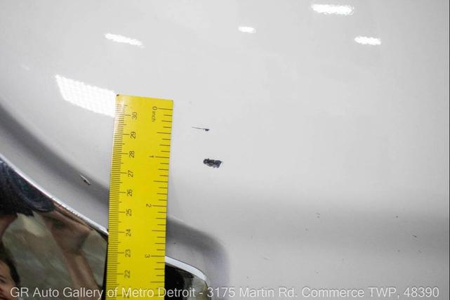 Photo of 1969 White Oldsmobile Cutlass