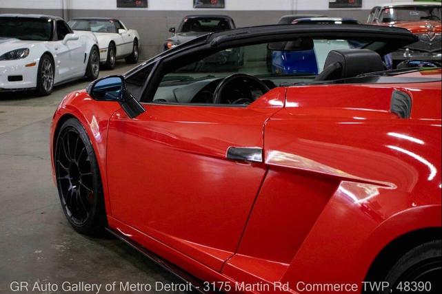 Photo of 2007 Red Lamborghini Gallardo