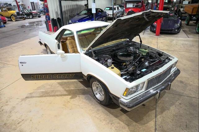Photo of 1978 White Chevrolet El Camino