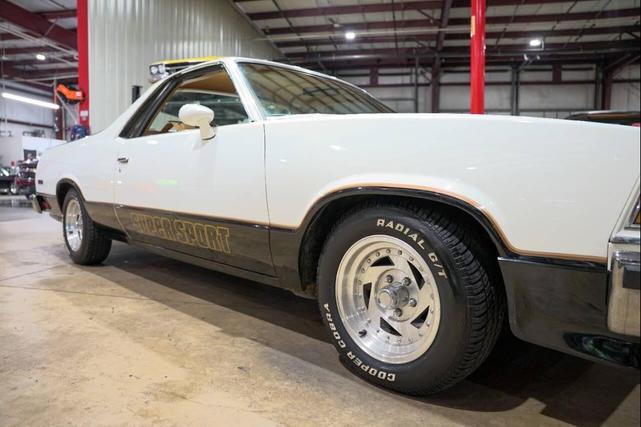 Photo of 1978 White Chevrolet El Camino