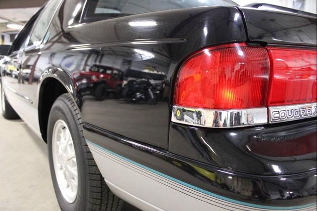 Photo of 1994 Black Mercury Cougar