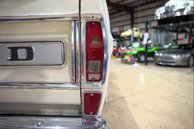 Photo of 1969 White Ford F100