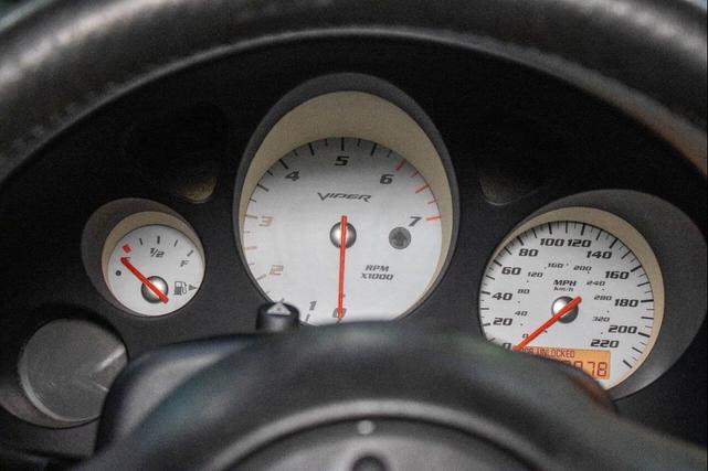 Photo of 2003 Black Dodge Viper