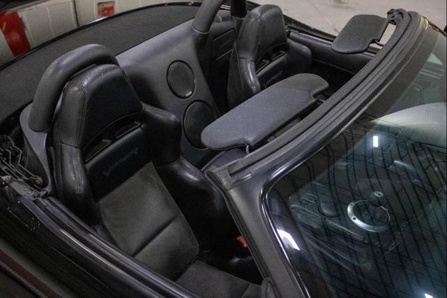 Photo of 2003 Black Dodge Viper