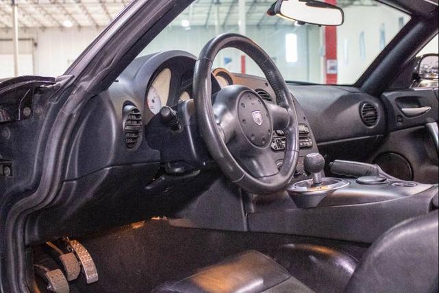 Photo of 2003 Black Dodge Viper