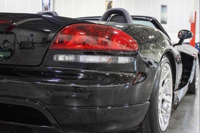 Photo of 2003 Black Dodge Viper
