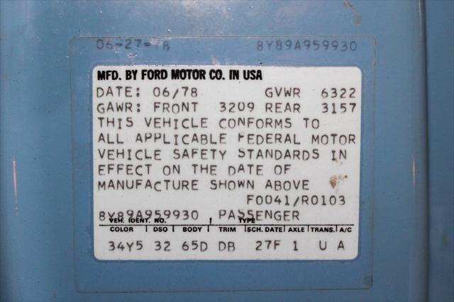 Photo of 1978 Wedgewood Blue Lincoln Mark V