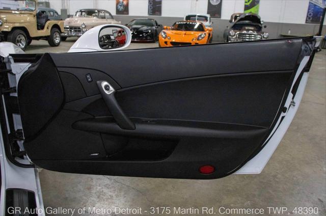 Photo of 2010 Arctic White Chevrolet Corvette