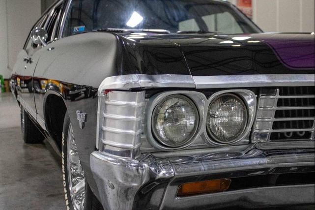 Photo of 1967 Black/Purple Chevrolet Impala