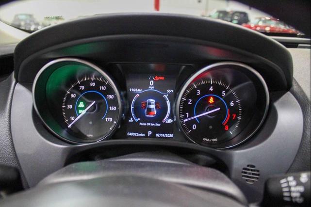 Photo of 2018 Indus Silver Metallic Jaguar XE