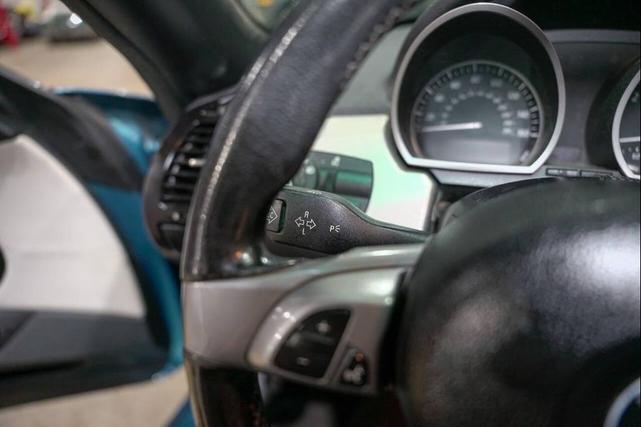 Photo of 2005 Blue BMW Z4