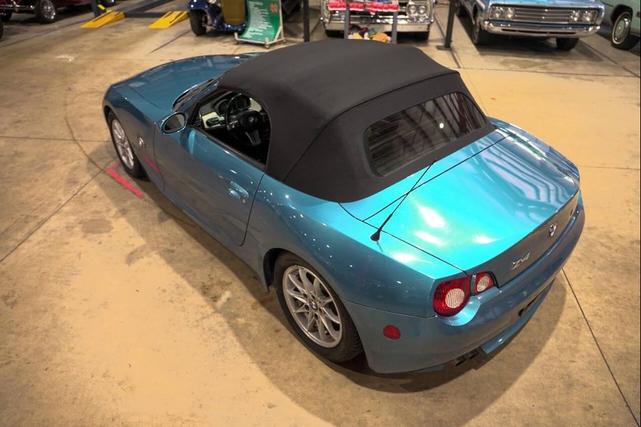 Photo of 2005 Blue BMW Z4