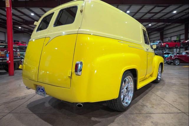 Photo of 1955 Yellow Ford F100