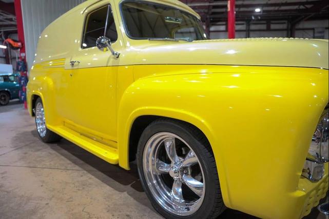 Photo of 1955 Yellow Ford F100