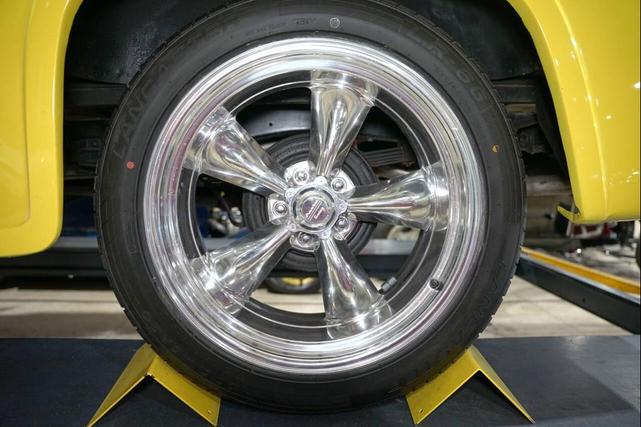 Photo of 1955 Yellow Ford F100