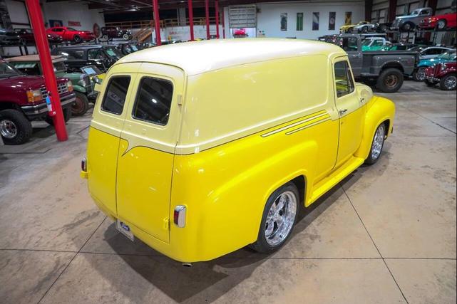 Photo of 1955 Yellow Ford F100