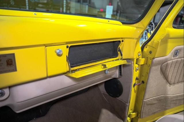 Photo of 1955 Yellow Ford F100