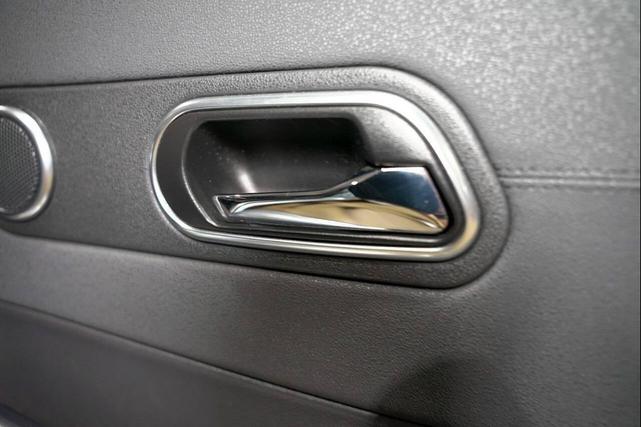 Photo of 2005 Blue Chrysler Crossfire