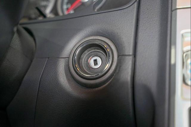 Photo of 2005 Blue Chrysler Crossfire