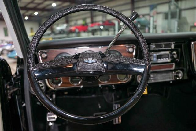 Photo of 1972 Black Chevrolet C20/K20