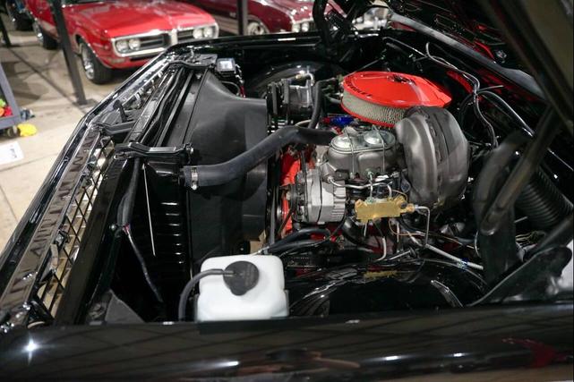 Photo of 1972 Black Chevrolet C20/K20