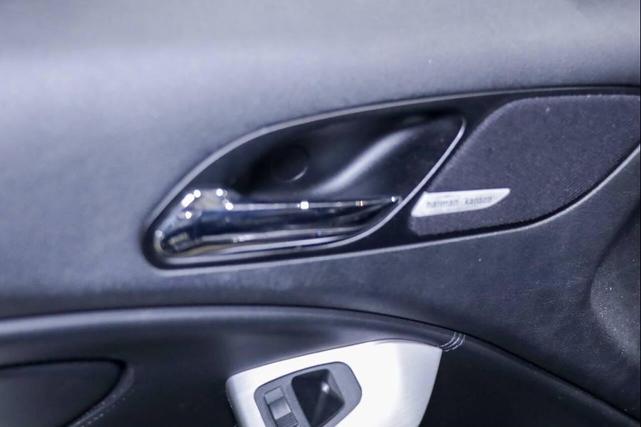 Photo of 2006 Blue BMW M3