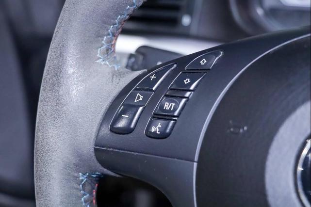 Photo of 2006 Blue BMW M3