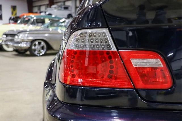 Photo of 2006 Blue BMW M3