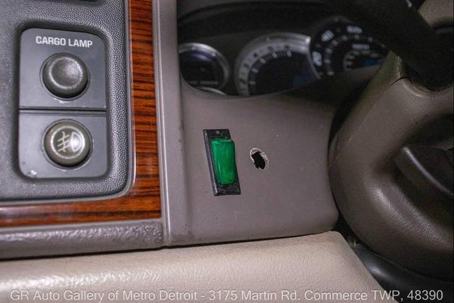 Photo of 2002 Black Cadillac Escalade EXT