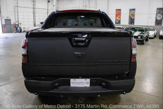 Photo of 2002 Black Cadillac Escalade EXT