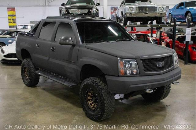 Photo of 2002 Black Cadillac Escalade EXT