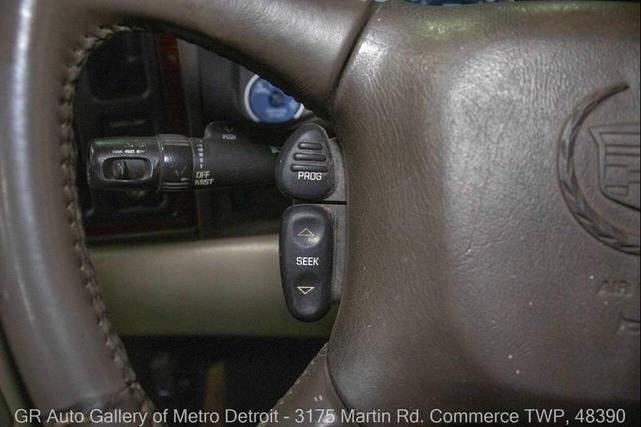 Photo of 2002 Black Cadillac Escalade EXT