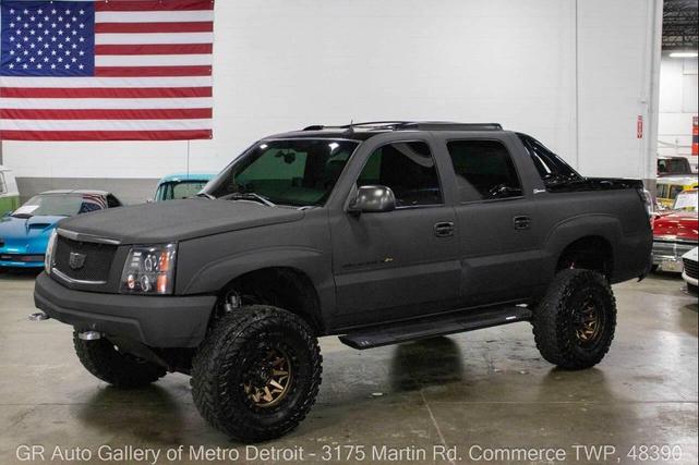 Photo of 2002 Black Cadillac Escalade EXT