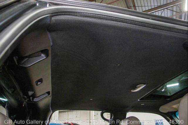 Photo of 2002 Black Cadillac Escalade EXT