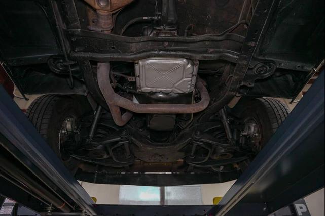 Photo of 1986 White Chevrolet C10/K10